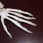 【ギター】異弦同フレットを弾き分ける為のテクニック『ジョイント』をマスターせよ!